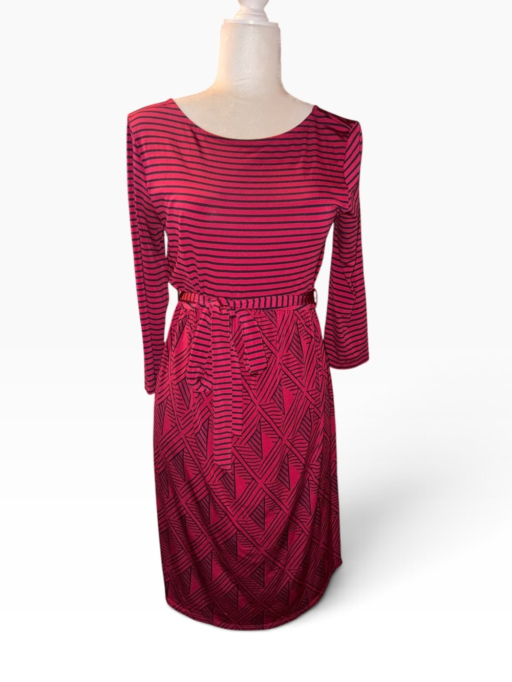 Women's Long-Sleeve Pink Patterned Belted Dress